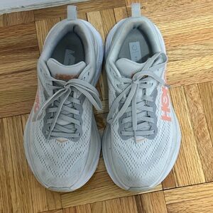 Hoka Bondi 8 neutral sneaker